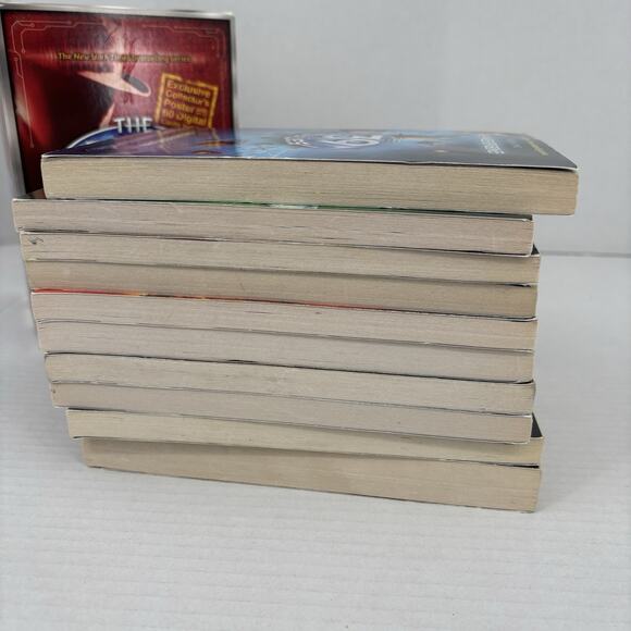 The 39 Clues Boxed Paperback Set 10 Volumes Scholastic No Poster No Cards - Picture 9 of 10